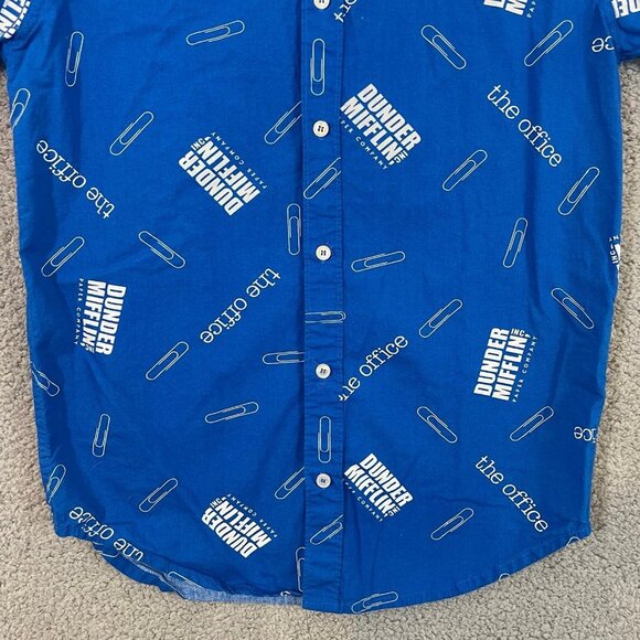 The Office‎ Dunder Mifflin Men’s Small Blue Graphic Button Up Short Sleeve Shirt - Picture 3 of 11